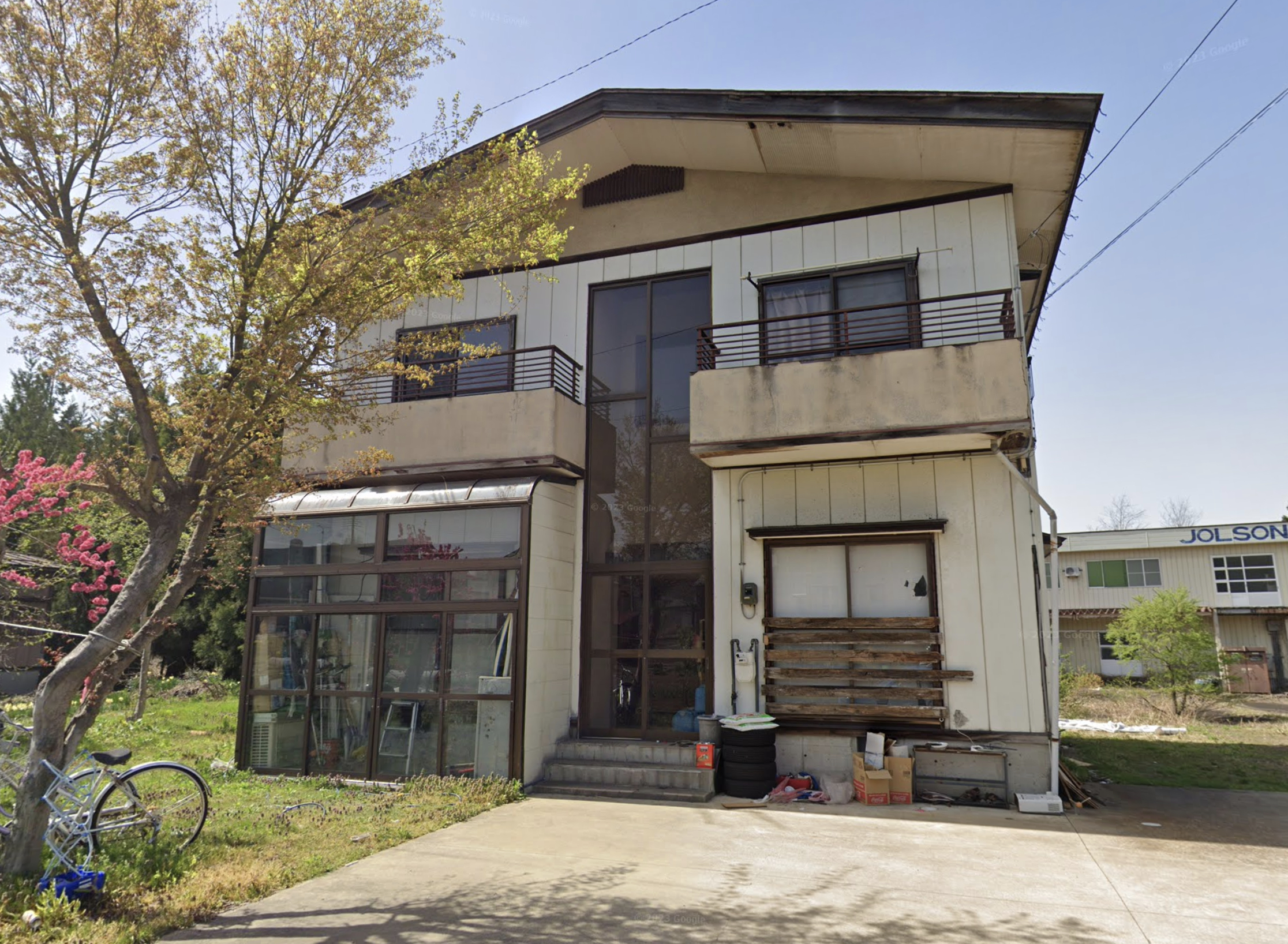 Outside view of the Nakago house.